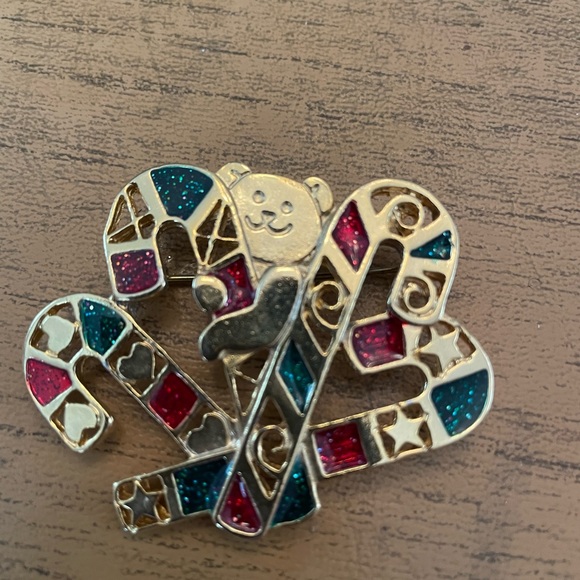 Vintage New Pro Christmas Teddy Bear With Candy Canes Pin/Brooche 2”x2”. - Picture 1 of 2